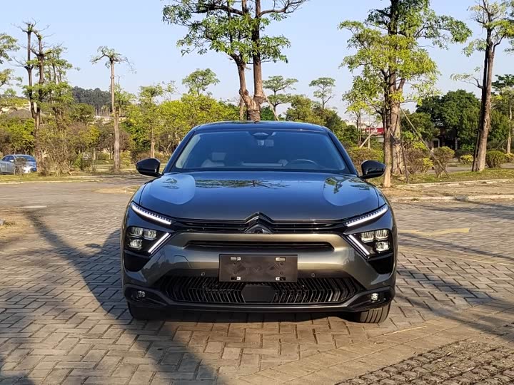 Photo 2 - Citroen C5 X