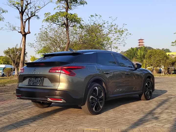 Photo 4 - Citroen C5 X