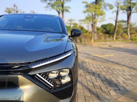 Photo 7 - Citroen C5 X