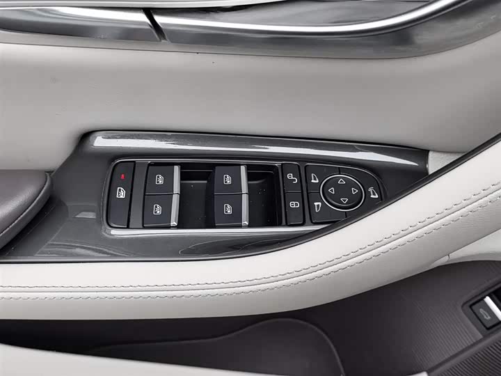 Фото 9 - BYD Song Plus Hybrid/EV