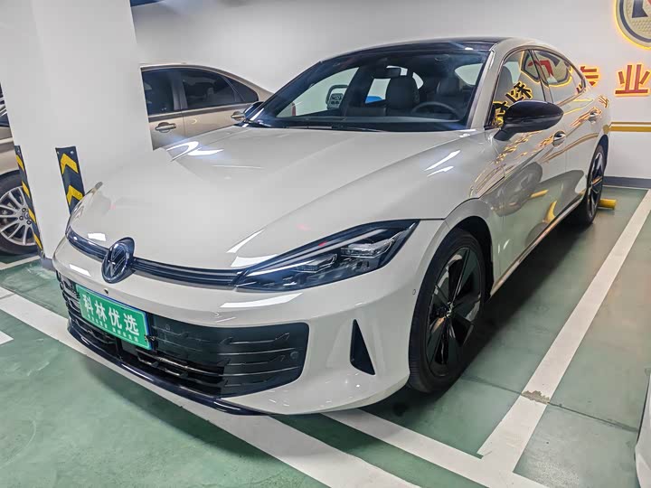 Фото 1 - Volkswagen Lamando L