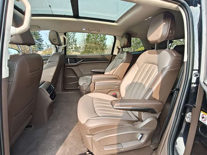 Фото 9 - Volkswagen Viloran