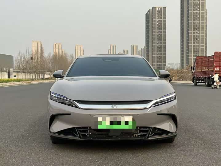 Фото 2 - BYD Han