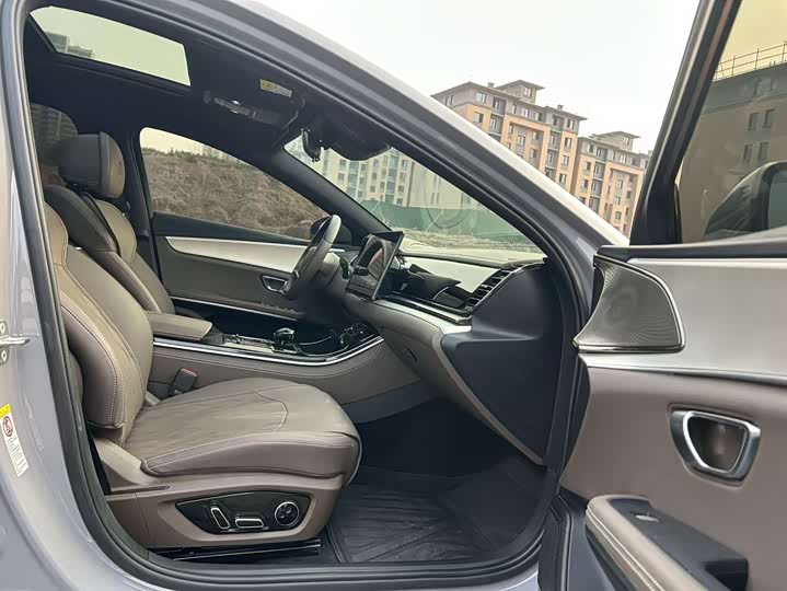 Фото 6 - BYD Han