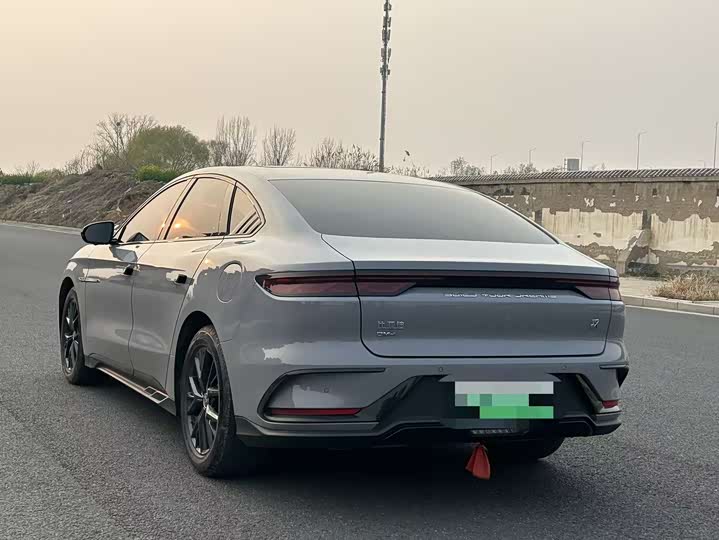 Фото 9 - BYD Han