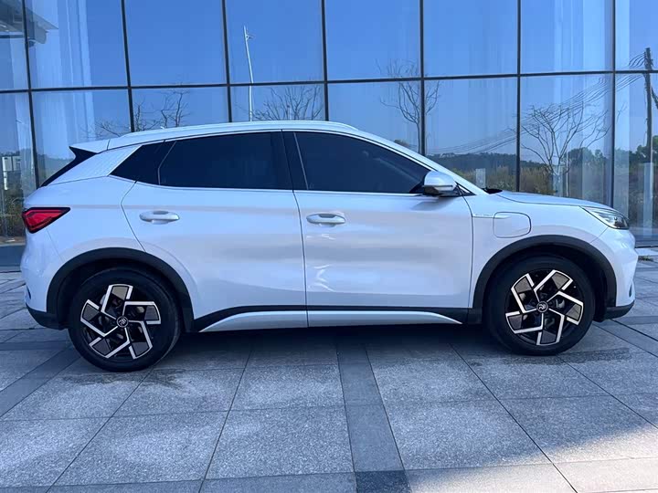 Фото 6 - BYD Yuan Plus