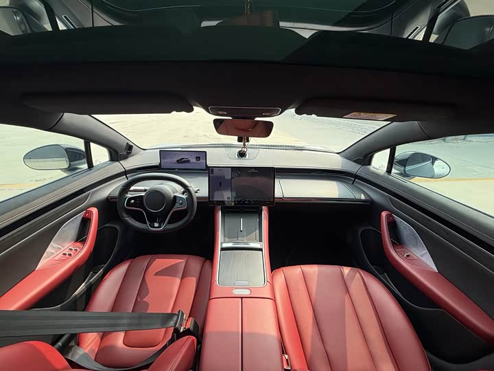 Фото 9 - Luxeed S7