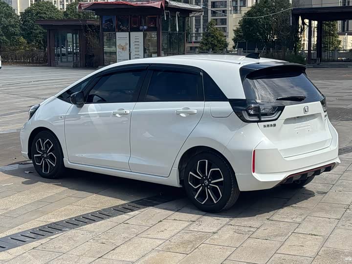 Фото 4 - Honda Life