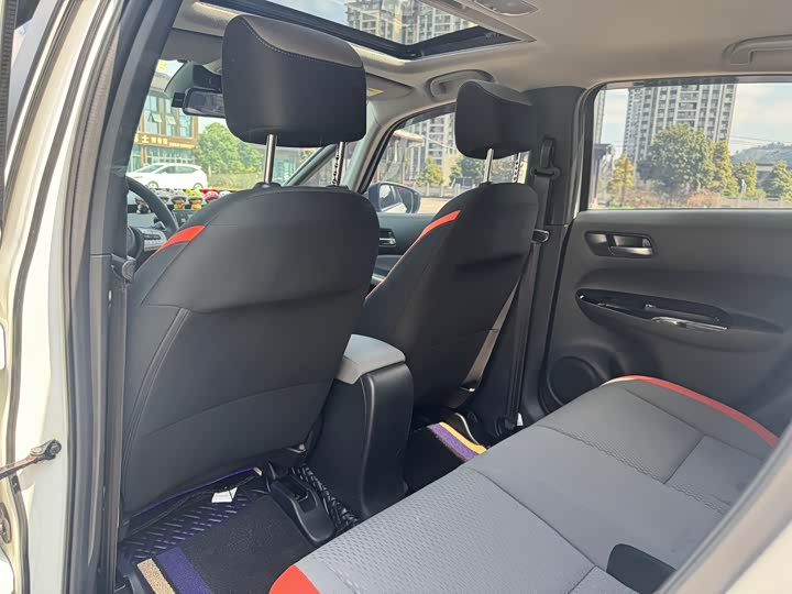 Фото 8 - Honda Life