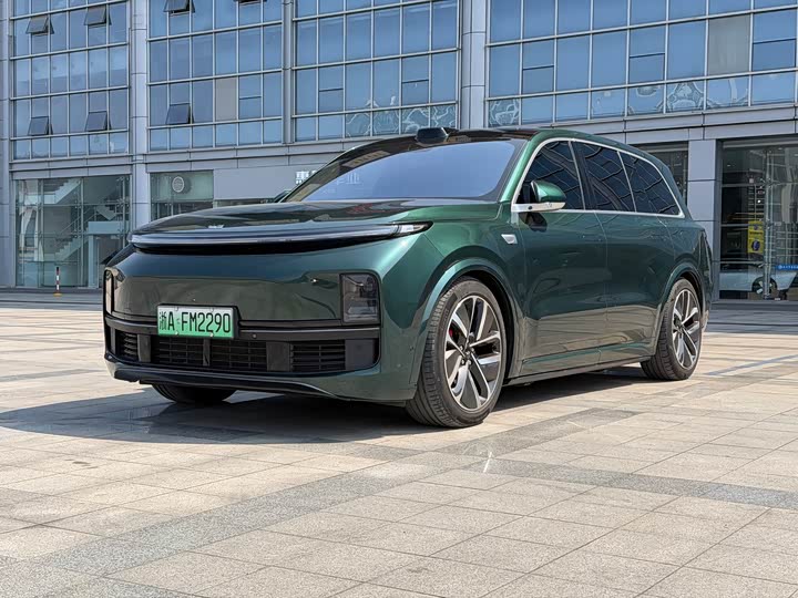 Фото 1 - LiXiang L9