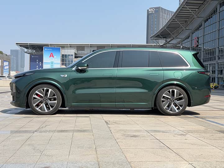 Фото 8 - LiXiang L9