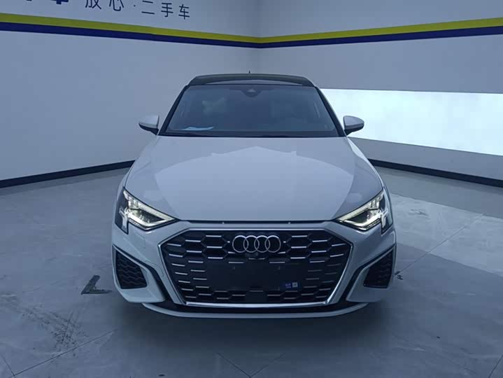 Фото 2 - Audi A3