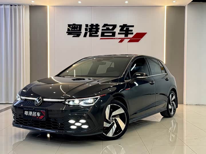 Фото 1 - Volkswagen Golf GTI