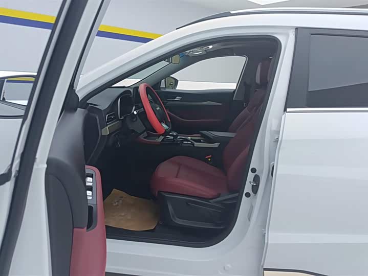 Фото 9 - Jetour X70