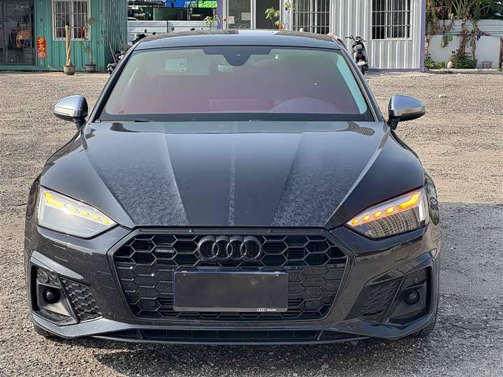 Фото 2 - Audi A5