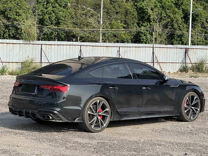 Фото 5 - Audi A5