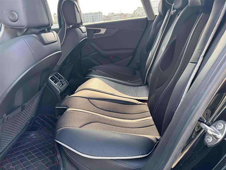 Фото 8 - Audi A5