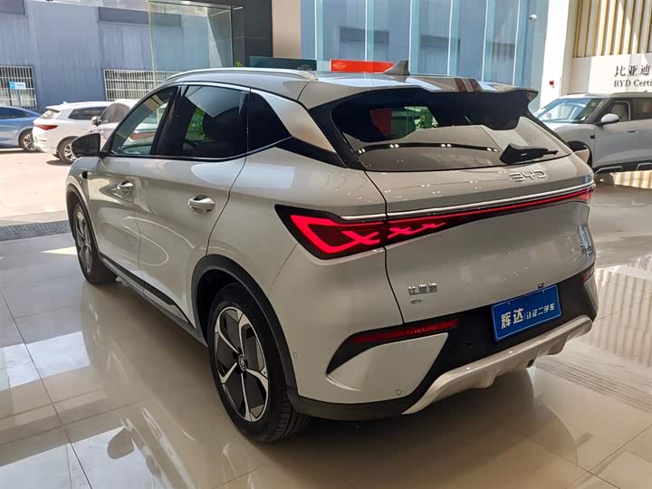 Фото 6 - BYD Yuan Plus