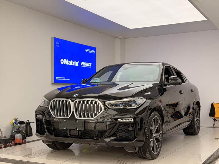 Фото 1 - BMW X6