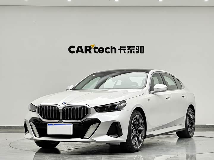 Фото 1 - BMW 5 Series