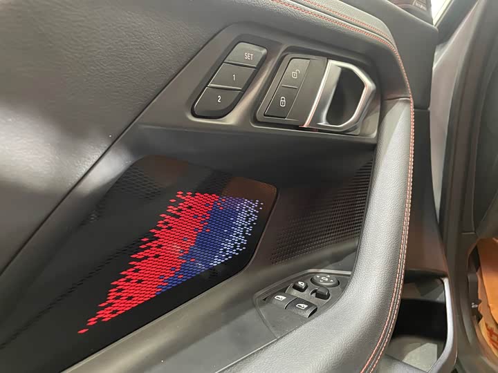 Фото 8 - BMW 2 Series