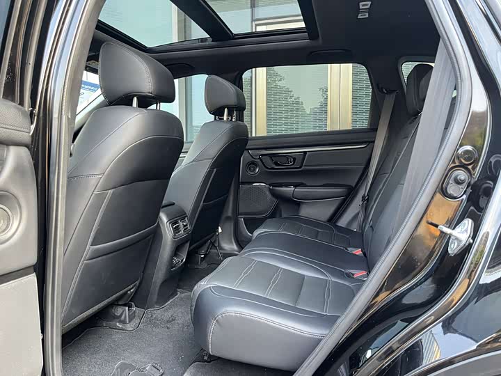 Фото 7 - Honda CR-V