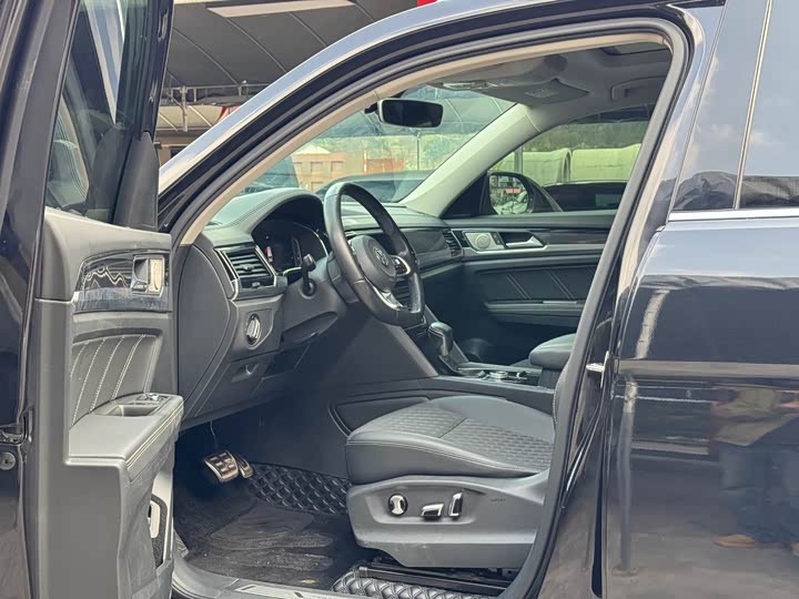 Фото 7 - Volkswagen Teramont X