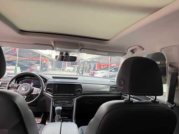 Фото 9 - Volkswagen Teramont X