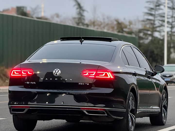 Фото 7 - Volkswagen Magotan