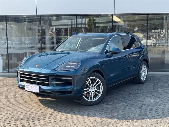 Photo 1 - Porsche Cayenne