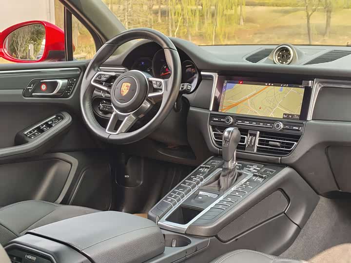 Фото 5 - Porsche Macan