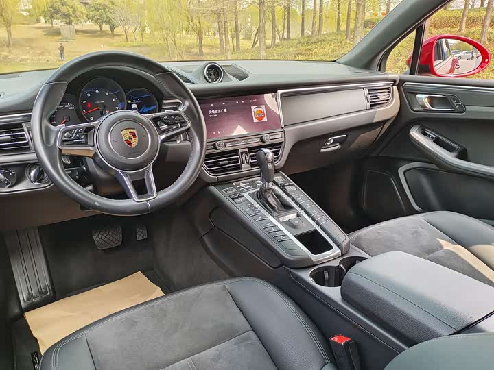 Фото 6 - Porsche Macan
