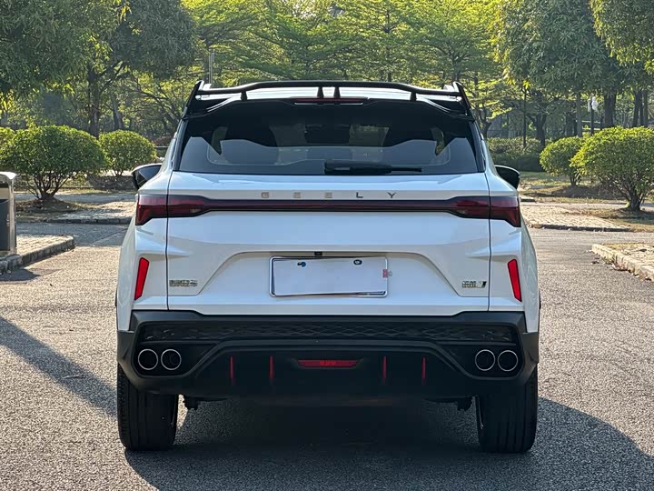 Фото 4 - Geely Coolray