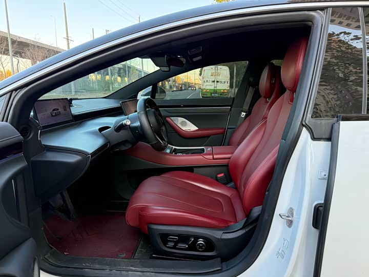 Фото 4 - Luxeed S7