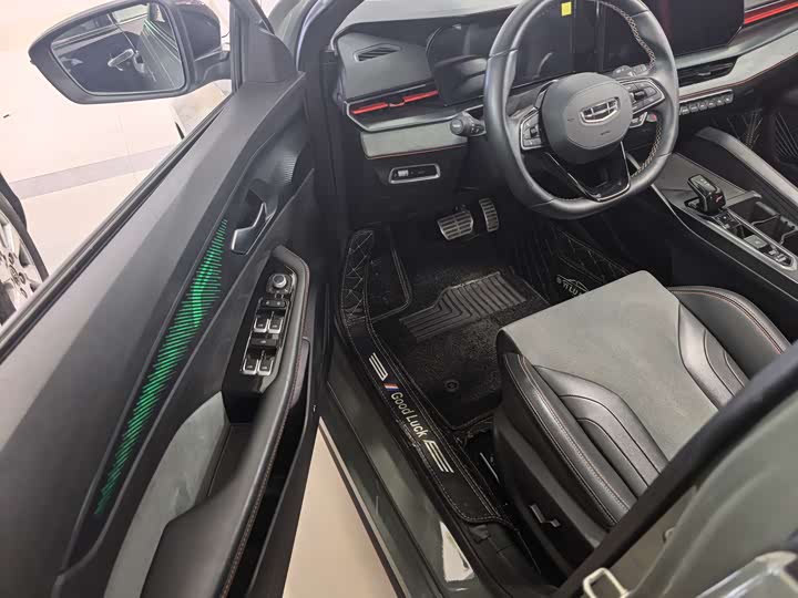 Фото 5 - Geely Binrui