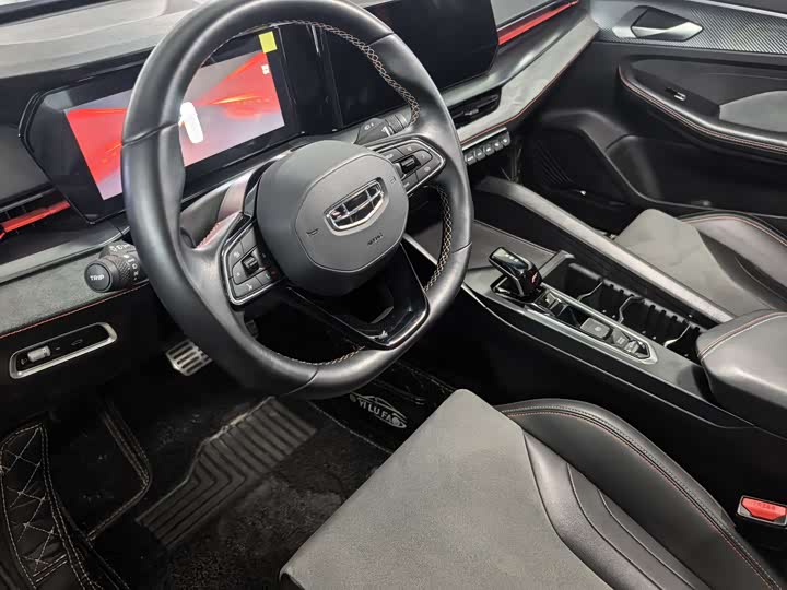 Фото 6 - Geely Binrui