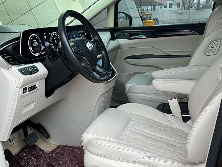 Фото 8 - Buick GL8 ES