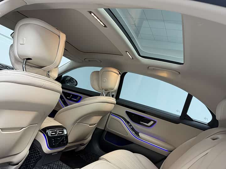 Фото 3 - Mercedes-Benz S-Class
