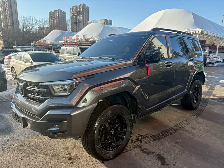 Фото 3 - Tank 400 Hybrid