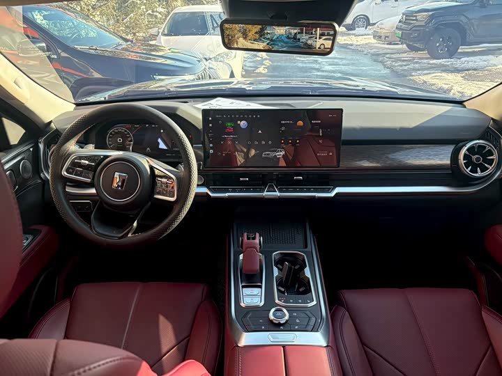 Фото 6 - Tank 400 Hybrid