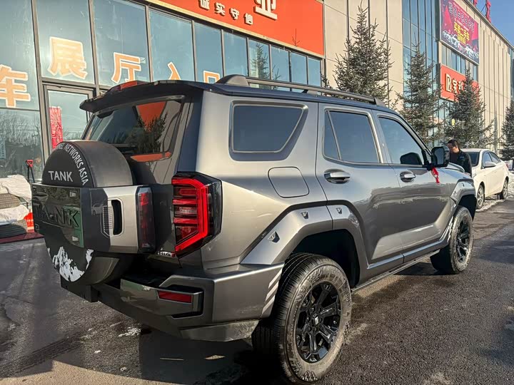 Фото 7 - Tank 400 Hybrid