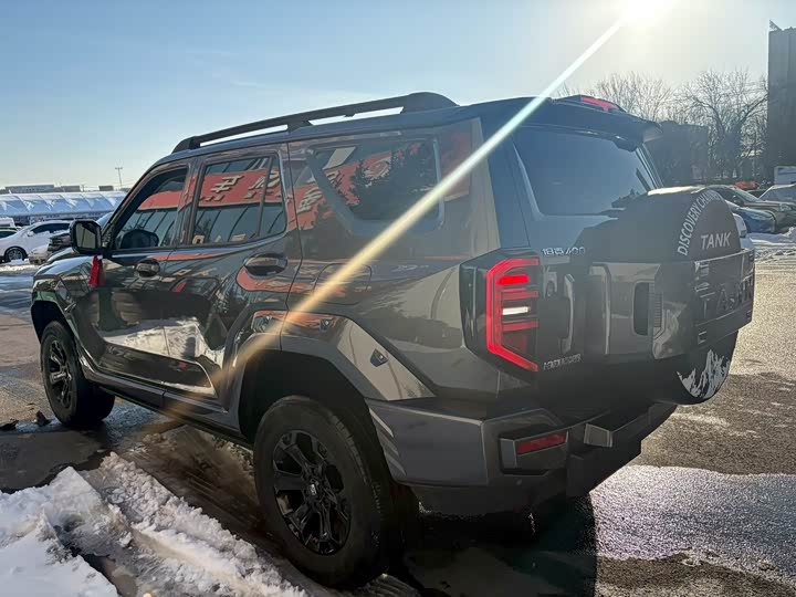 Фото 9 - Tank 400 Hybrid