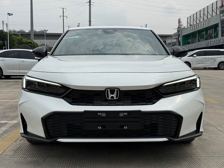 Фото 2 - Honda Civic