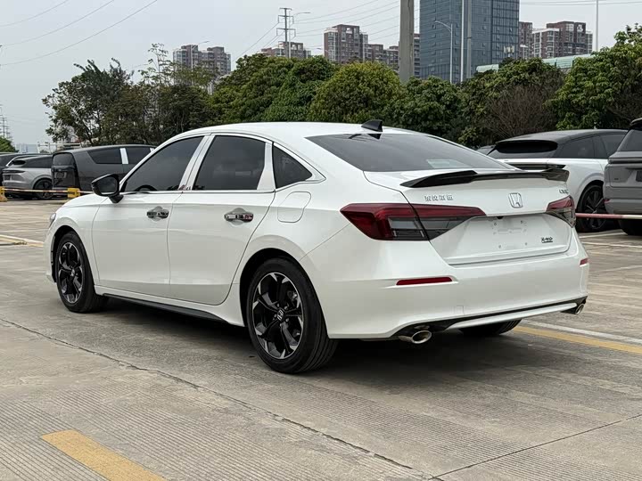 Фото 6 - Honda Civic