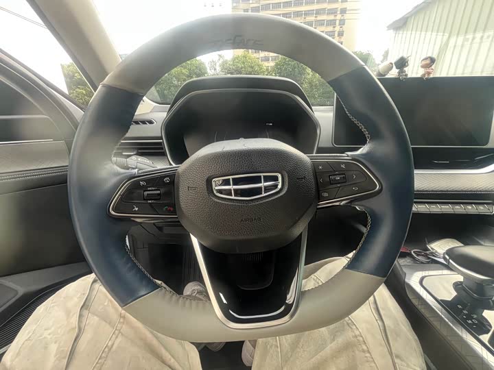 Фото 5 - Geely Preface