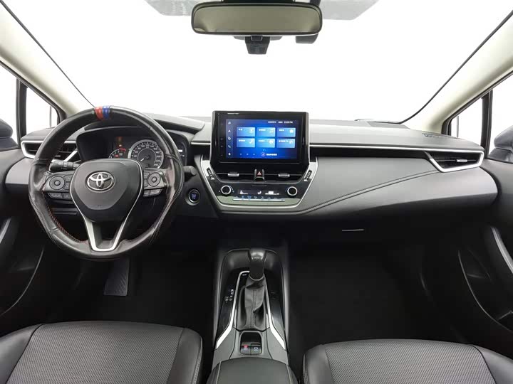 Photo 5 - Toyota Corolla