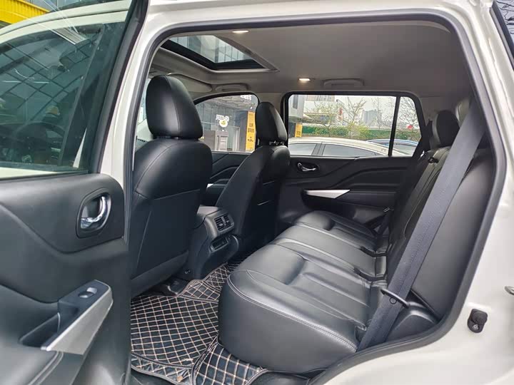 Nissan Terra 2020 2020款 2.5L XL Upper 自动两驱豪华版