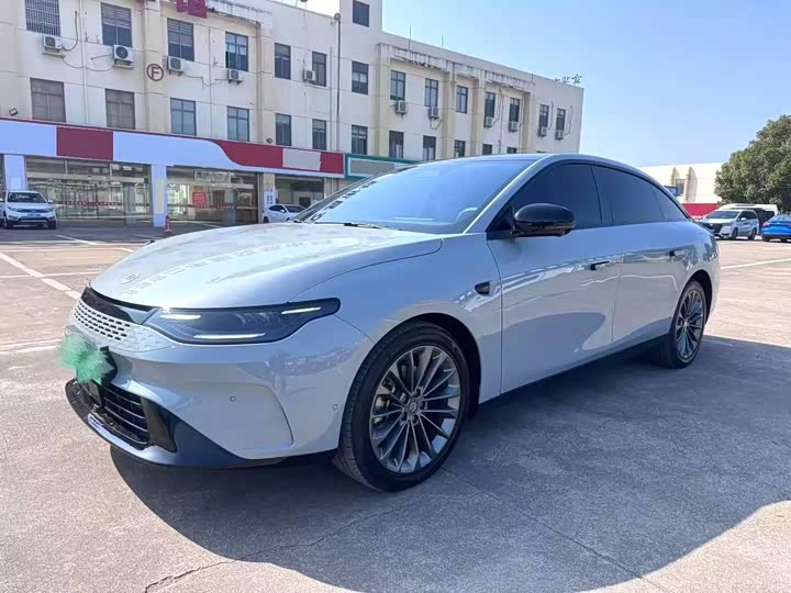 Photo 1 - Leapmotor C01