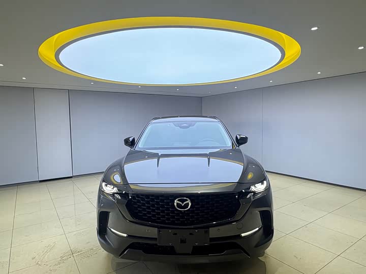 Photo 2 - Mazda CX-50