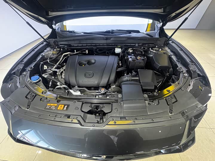 Photo 7 - Mazda CX-50